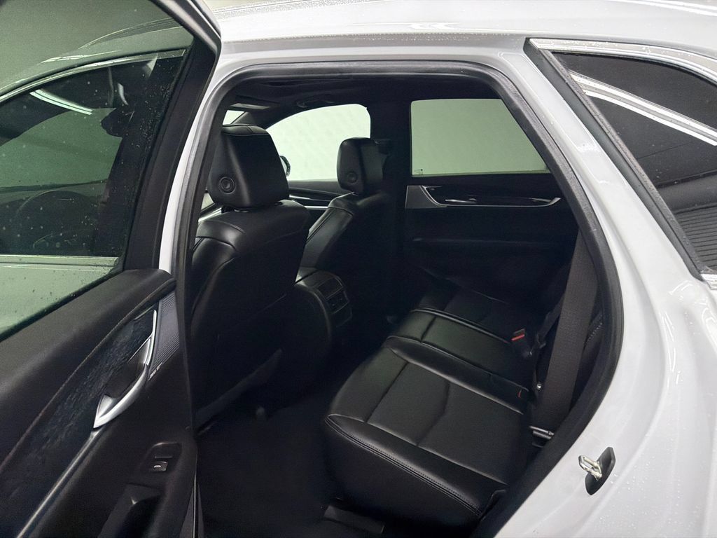Used 2024 Cadillac XT5 Premium Luxury FWD image 22