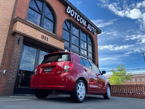 Used 2014 Scion xD FWD image 11