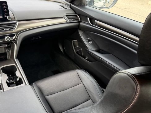 Used 2019 Honda Accord Sport image 20