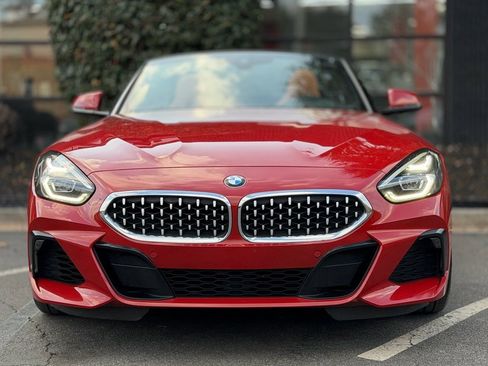 Used 2020 BMW Z4 sDrive30i w/ M Sport Package image 3