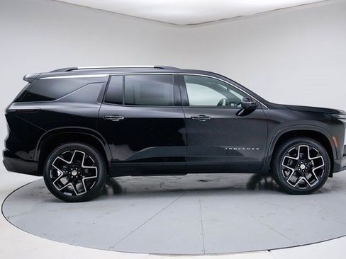 New 2026 Chevrolet Traverse High Country image 9