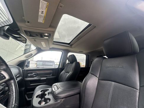 Used 2018 RAM 2500 Laramie w/ Convenience Group AWD/4WD image 14