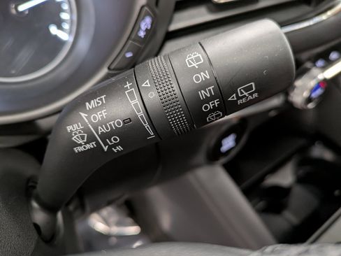 Certified 2025 MAZDA MAZDA3 s image 18