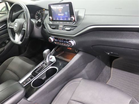 Used 2020 Nissan Altima 2.5 SV FWD image 28
