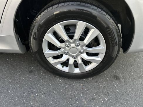 Used 2011 Toyota Corolla LE FWD image 7