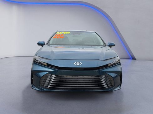 Used 2026 Toyota Camry LE FWD image 8