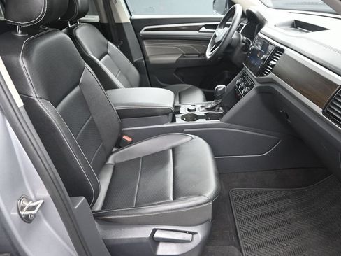 Used 2023 Volkswagen Atlas SE AWD/4WD image 39