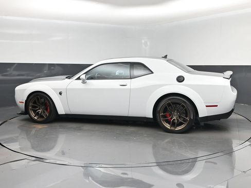 Used 2023 Dodge Challenger SRT Hellcat RWD image 10