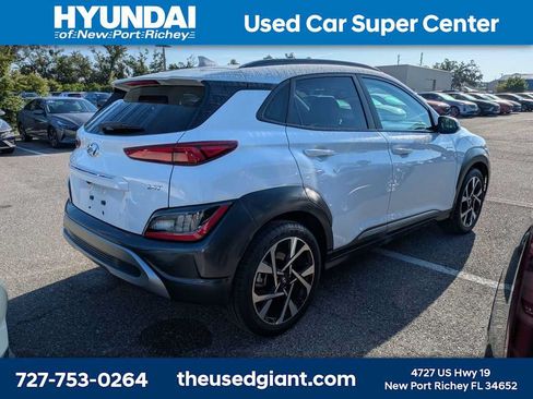 Used 2022 Hyundai Kona Limited FWD image 2