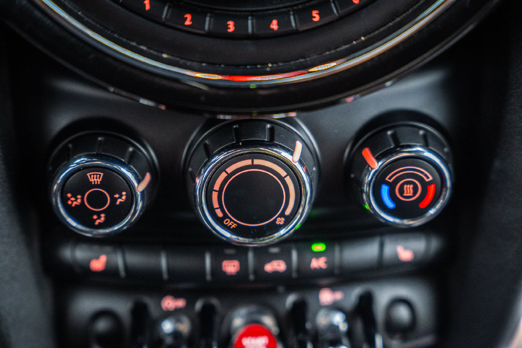 Used 2019 MINI Cooper Convertible FWD image 30