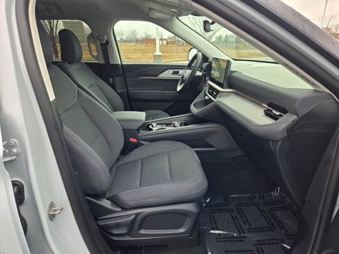 New 2026 Ford Explorer Active image 6