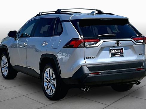 Used 2025 Toyota RAV4 XLE Premium FWD image 11