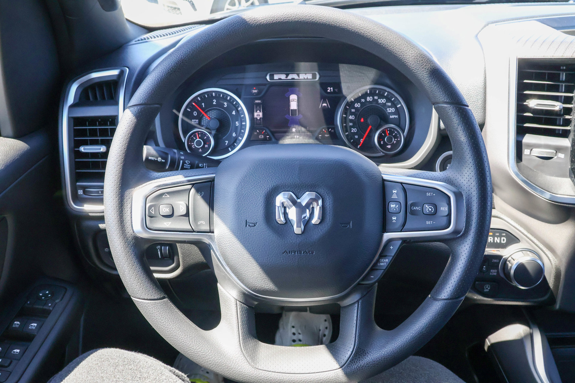 New 2026 RAM 1500 Express AWD/4WD image 28
