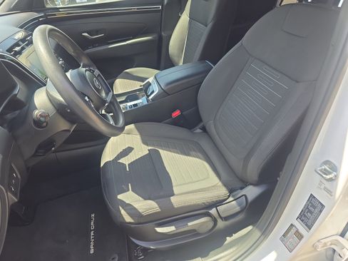 Used 2022 Hyundai Santa Cruz SE AWD/4WD image 9