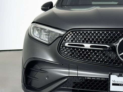 New 2026 Mercedes-Benz GLC 300 GLC 300 image 13
