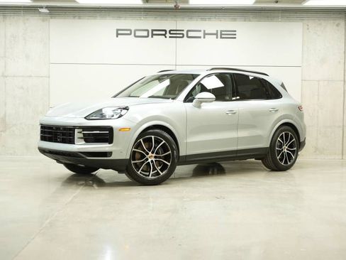New 2026 Porsche Cayenne image 1