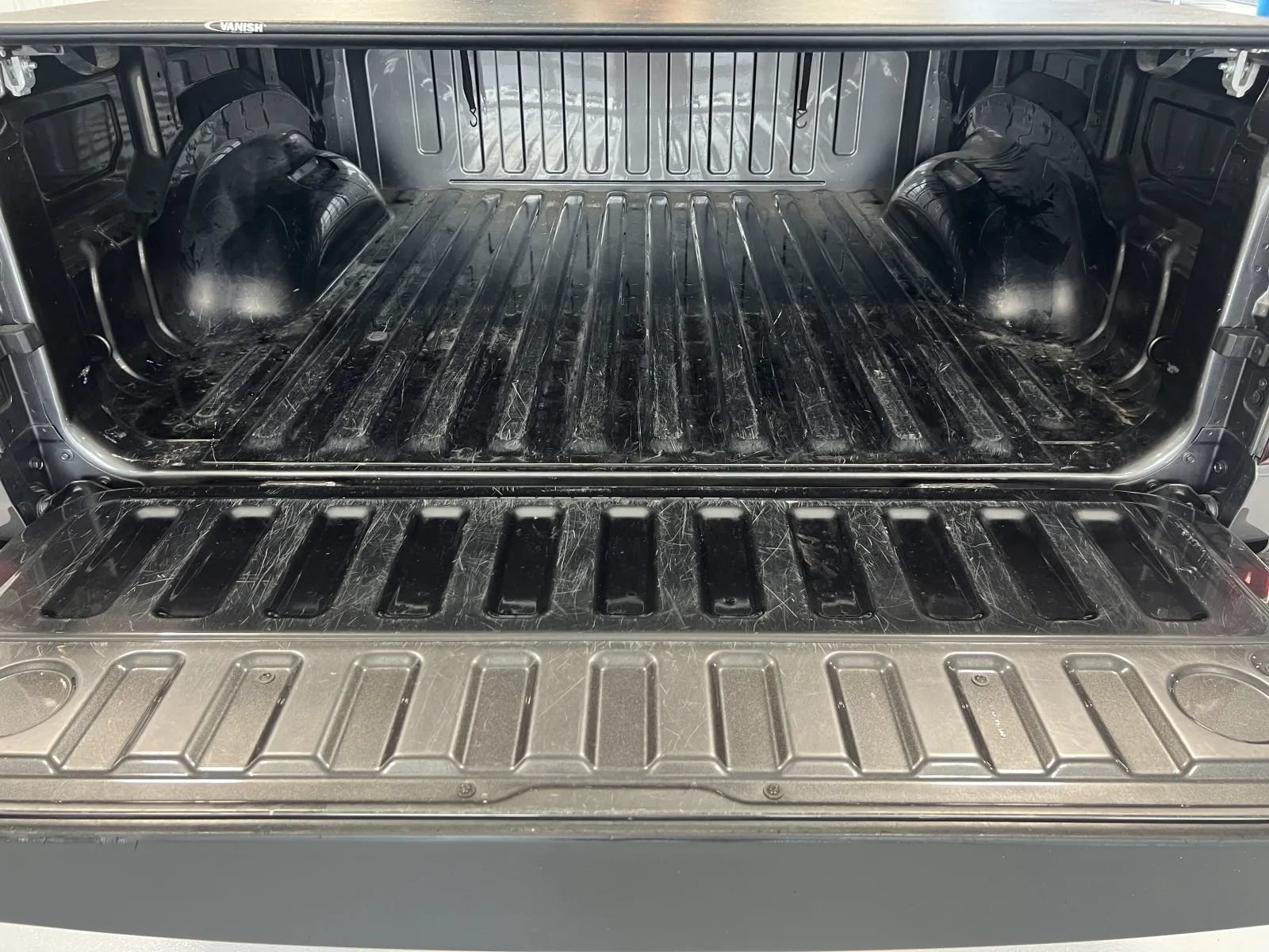 Used 2020 RAM 1500 Laramie AWD/4WD image 39