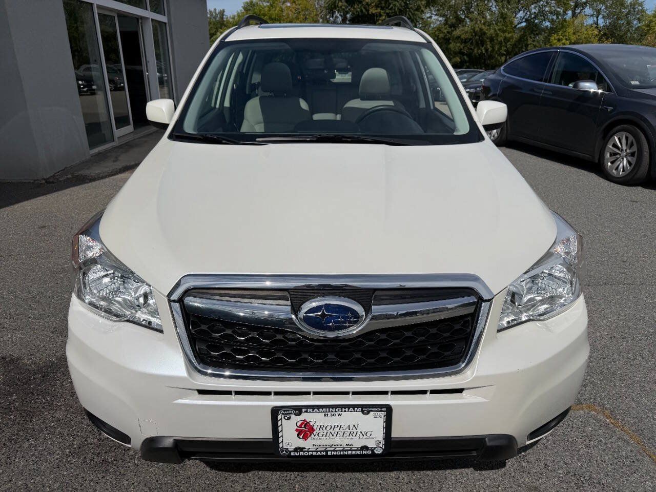 Used 2015 Subaru Forester 2.5i Limited AWD/4WD image 2