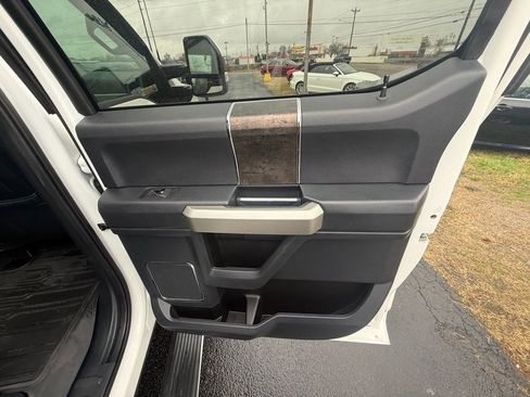 Used 2022 Ford F350 Lariat w/ Lariat Ultimate Package image 24