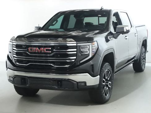Used 2023 GMC Sierra 1500 SLT w/ SLT Premium Package AWD/4WD image 1
