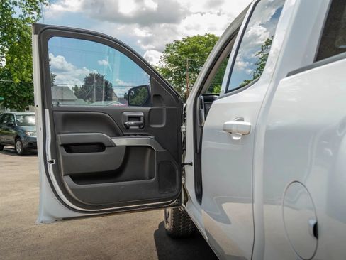 Used 2015 Chevrolet Silverado 1500 LT AWD/4WD image 13