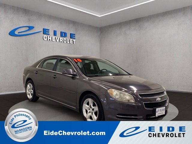 Used 2010 Chevrolet Malibu LT FWD image 1