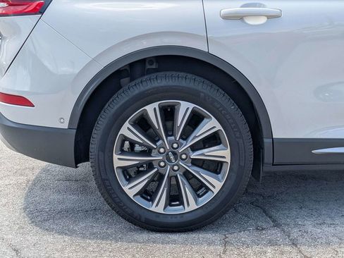 Used 2022 Lincoln Corsair Reserve w/ Equipment Group 201A FWD image 11
