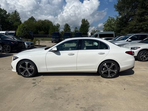 Used 2023 Mercedes-Benz C 300 Sedan image 7