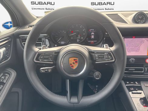 Used 2026 Porsche Macan AWD/4WD image 13
