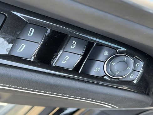 Used 2023 Cadillac Escalade V w/ LPO, ONYX Package AWD/4WD image 31