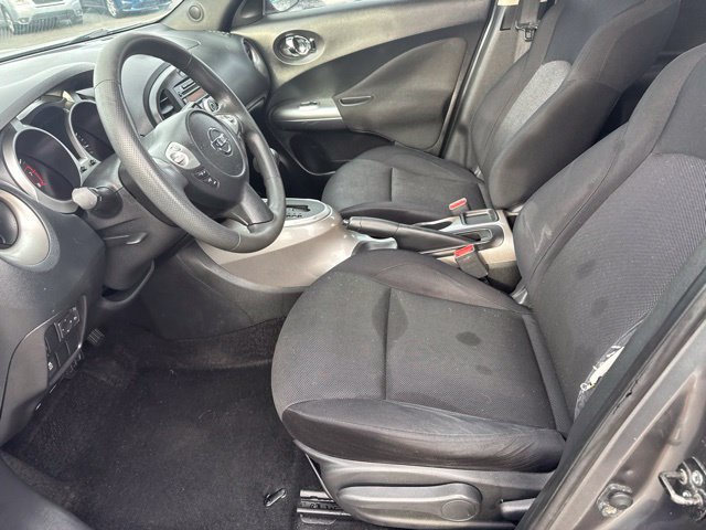 Used 2011 Nissan Juke S FWD image 15
