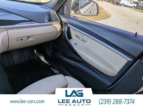 Used 2018 BMW 330i Sedan w/ Convenience Package image 13