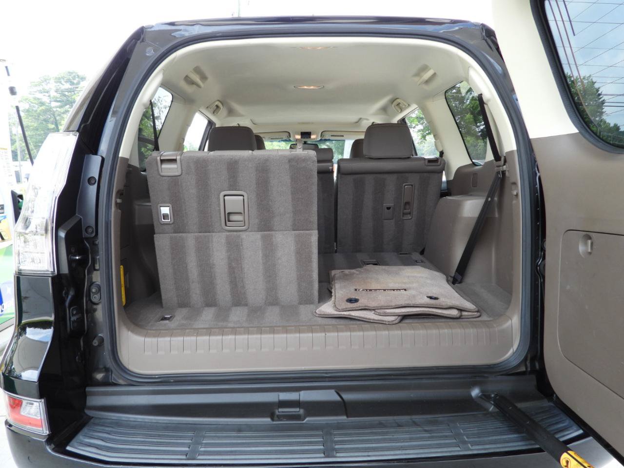Used 2017 Lexus GX 460 Premium w/ Navigation Package AWD/4WD image 42