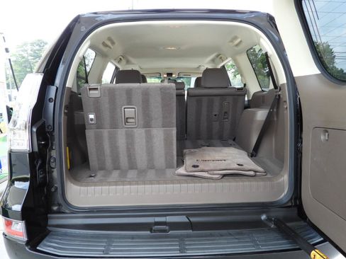 Used 2017 Lexus GX 460 w/ Navigation Package AWD/4WD image 42