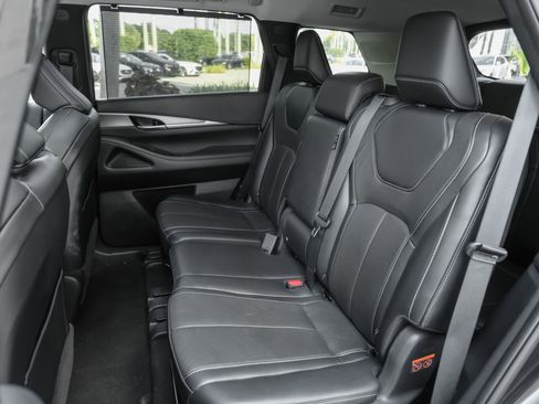 Certified 2023 INFINITI QX60 Luxe w/ Cargo Package AWD/4WD image 19