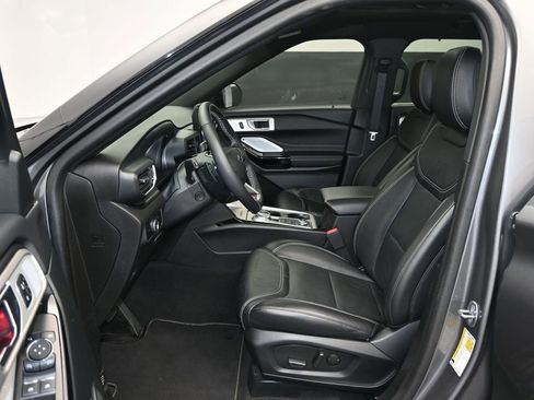 Used 2024 Ford Explorer ST w/ Equipment Group 401A image 13