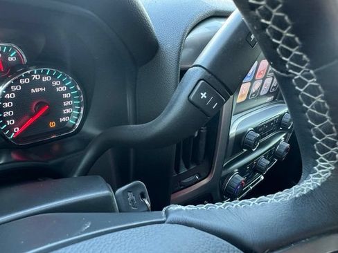 Used 2018 Chevrolet Silverado 1500 LT w/ All Star Edition AWD/4WD image 27