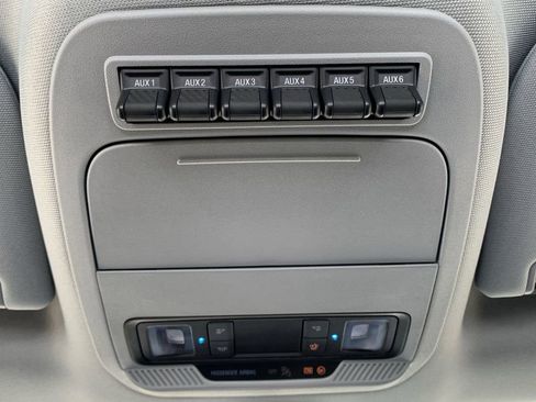 New 2025 Ford F350 XL w/ XL Chrome Package RWD image 29