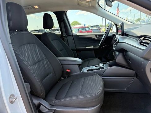Used 2025 Ford Escape Active AWD/4WD image 11