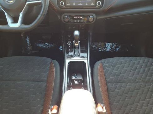 Certified 2021 Nissan Kicks SR image 11