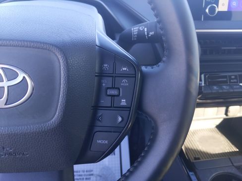 Used 2024 Toyota Prius LE image 18