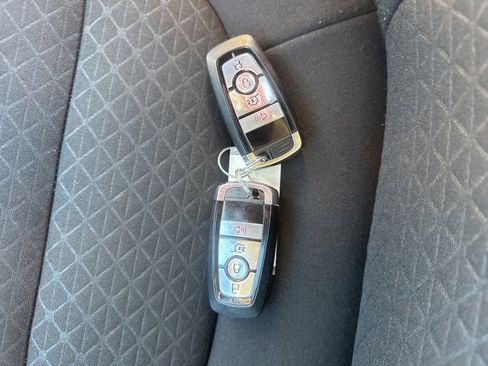 Used 2025 Ford Escape Active image 7