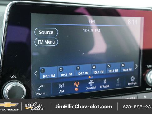 Used 2024 Nissan Altima 2.5 SR FWD image 13