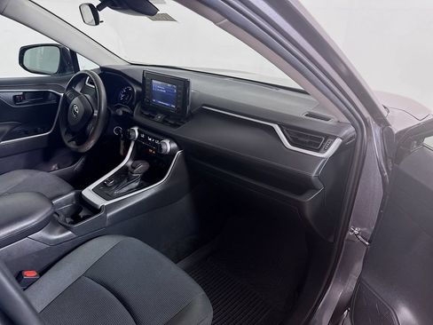 Certified 2021 Toyota RAV4 LE AWD/4WD image 26