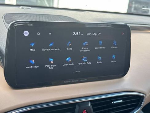 Used 2023 Hyundai Santa Fe Calligraphy image 31