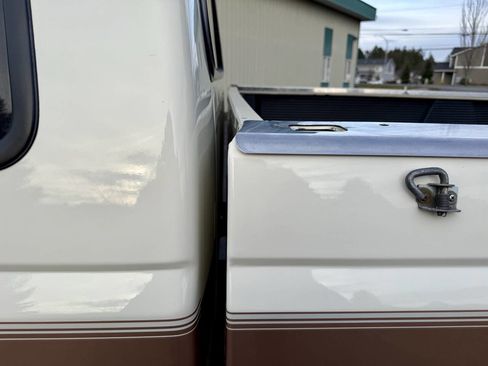 Used 1995 Ford F250 XLT image 32