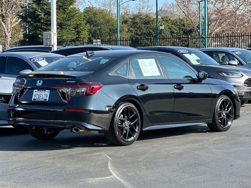 Certified 2025 Honda Civic Sport image 3