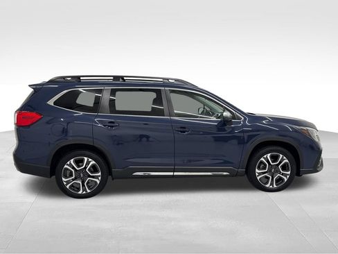Used 2023 Subaru Ascent Limited w/ Technology Package AWD/4WD image 8