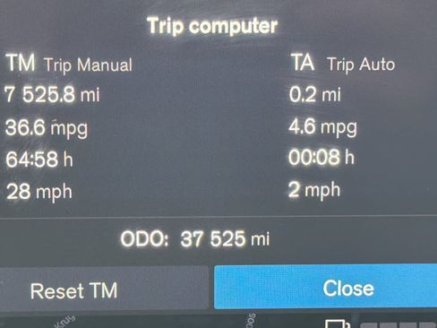 Certified 2023 Volvo XC90 T8 Plus w/ Protection Package Premier image 43