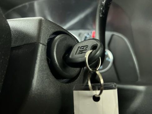 Used 2024 GMC Savana 2500 w/ Driver Convenience Package image 17